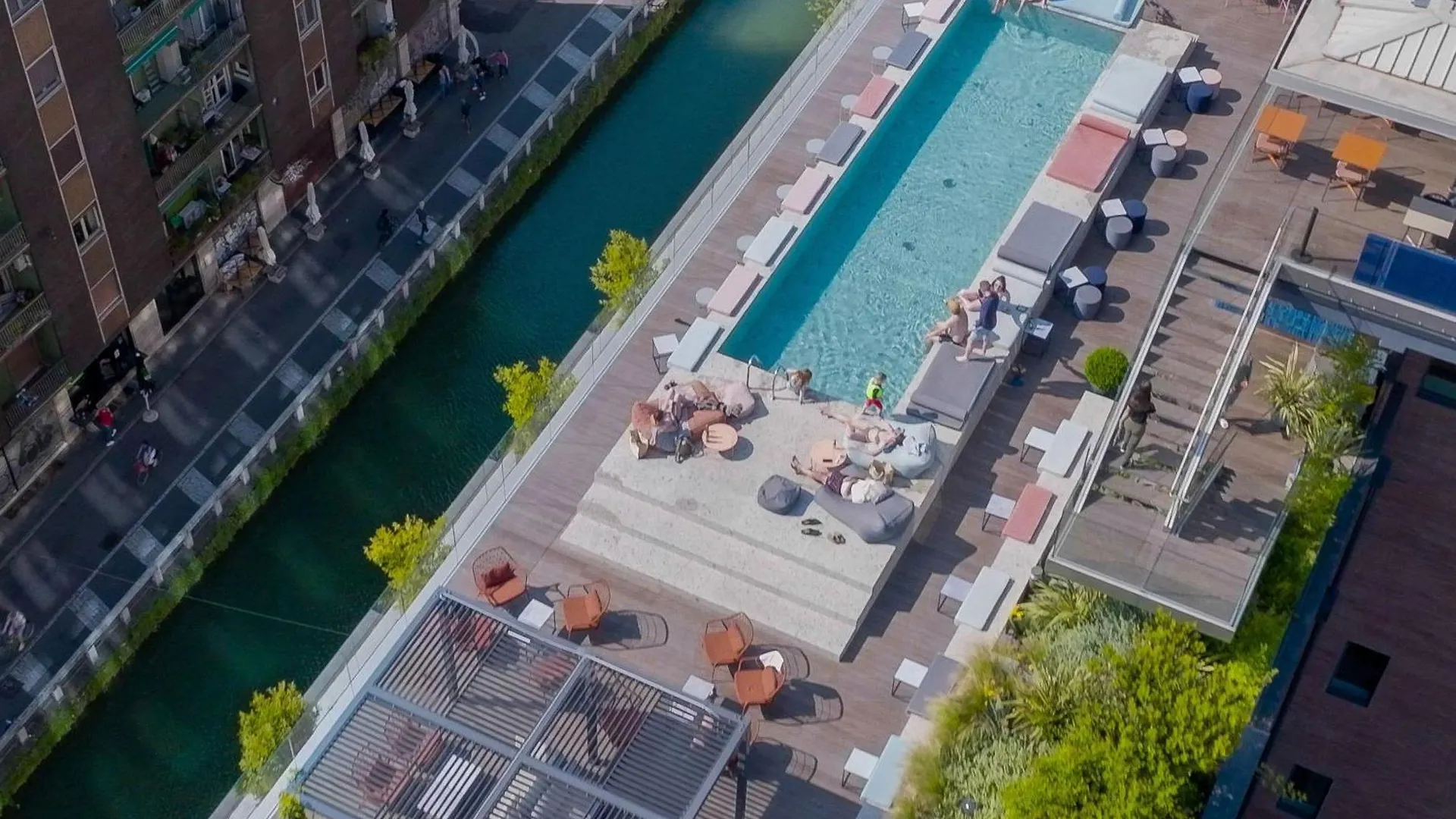 21 House Of Stories Navigli Hotel Milan