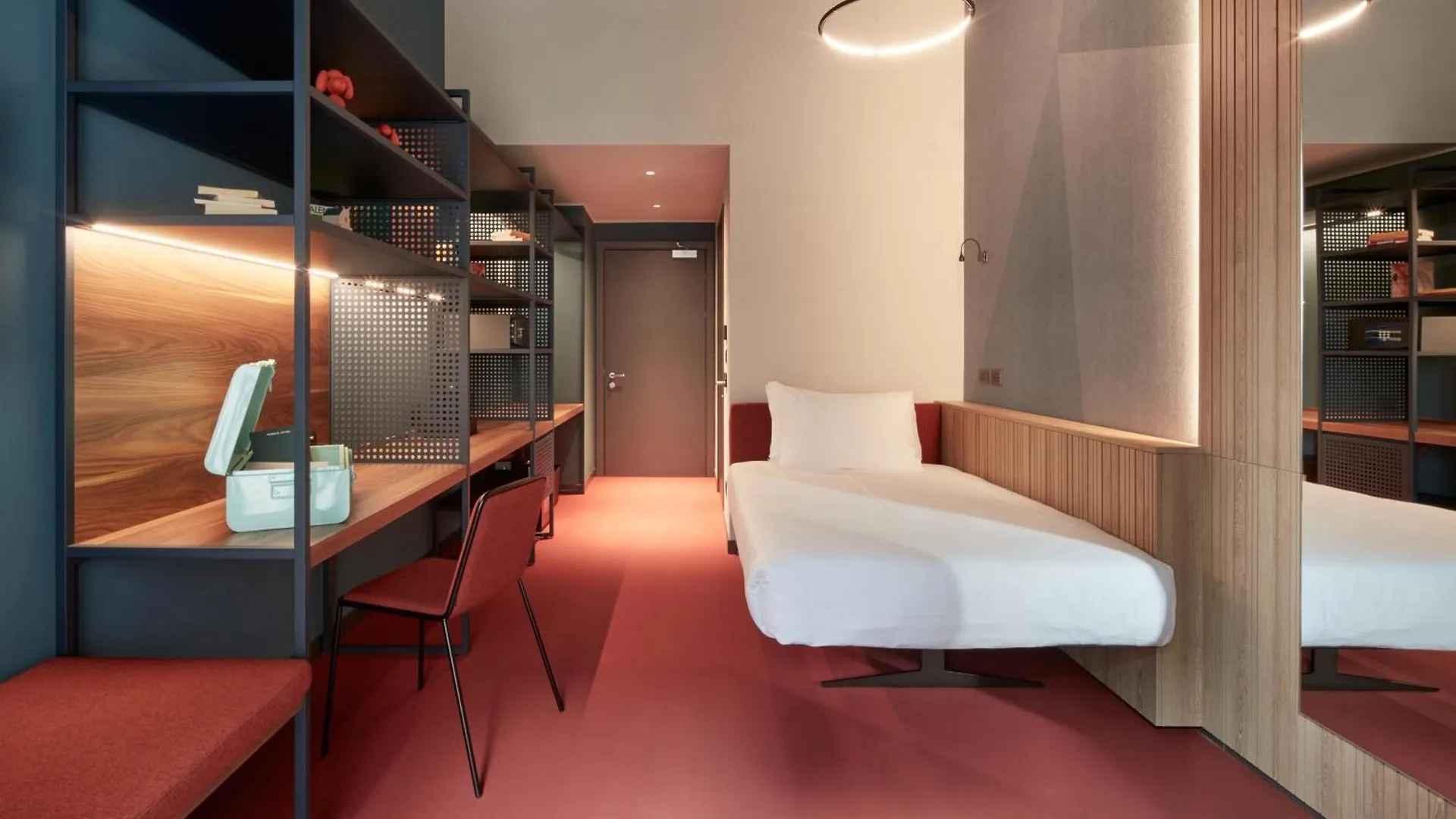 21 House Of Stories Navigli Hotel Milan 4*,  Italy