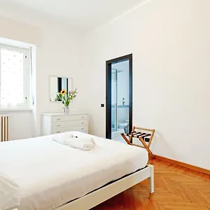 S. Maria Valle Roomy Flat Italy